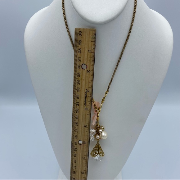 Faux Pearl Beaded Bow Gold Tone Y Necklace - Picture 3 of 9